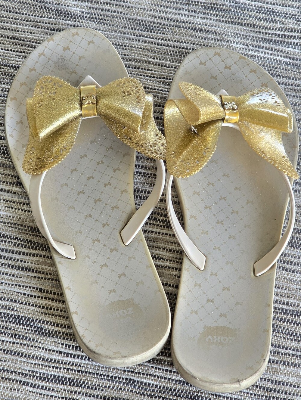 Zaxy Women's Butterfly Flip-Flop size 9